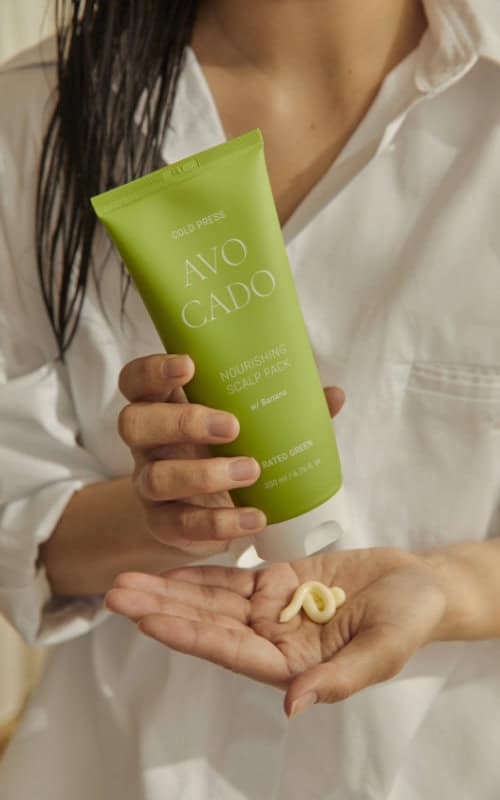 cold press avocado<br>nourishing scalp pack w / banana 200ml